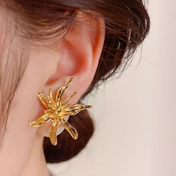 Flower with pearl on the back earrings A55 - Picture 1 of 6
